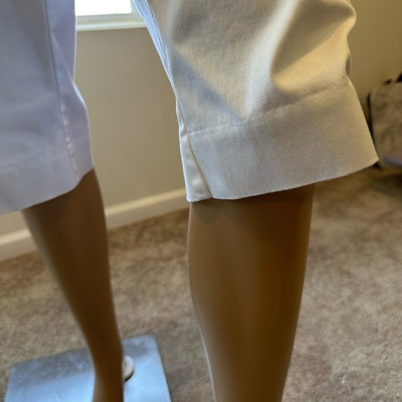 Worthington White Capris with Pockets Summer Ready Woman’s Size 16 - Picture 4 of 13